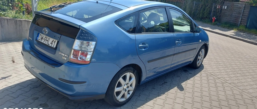 Toyota Prius cena 17000 przebieg: 245678, rok produkcji 2005 z Wrocław małe 106